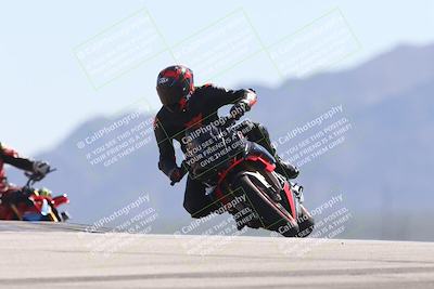 media/Oct-13-2025-Moto Forza (Mon) [[a66d839500]]/3-B Group/Session 4 (Turn 9)/